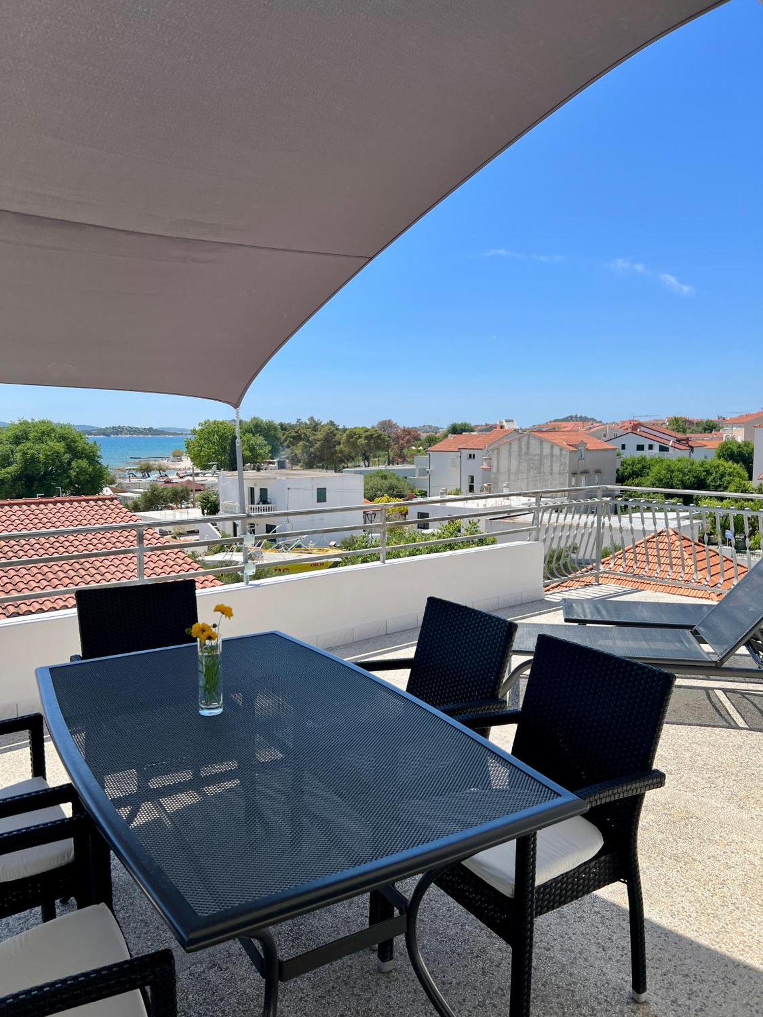 Apartments Dalmatino Vodice Exterior foto
